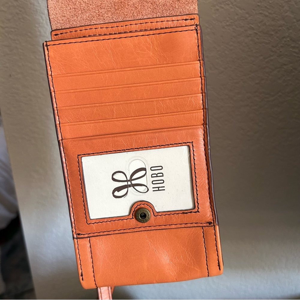Hobo / Token Leather Crossbody Smart Phone Wallet Purse Bag - Picture 4 of 8